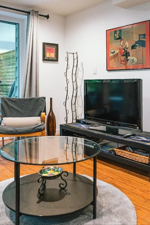 West Side 1Br Dunbar Garden Suite Vancouver 0*,